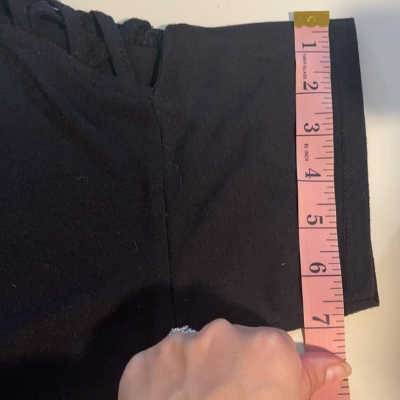 Poof Black Criss cross Shoulder Blouse 60%Cotton,35%Rayon,5%Spandex Size Medium - Picture 11 of 12